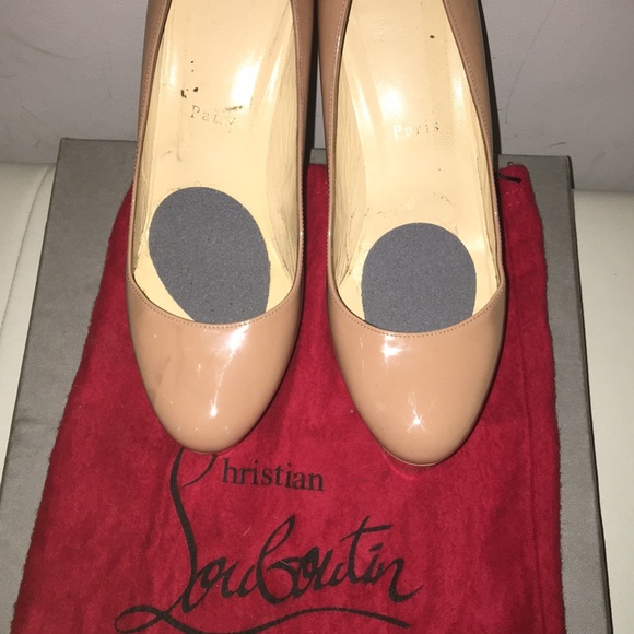 Christian Louboutin heels - Picture 3 of 4